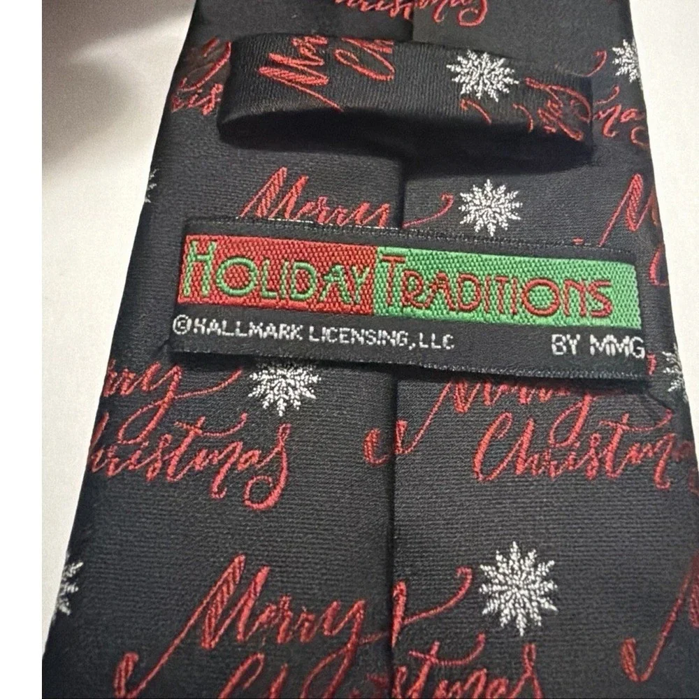 Holiday Traditions Hallmark Merry Christmas Snowflake Black Red Mens Necktie Tie